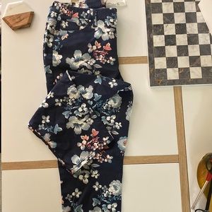 Chico’s floral capri size 1.5